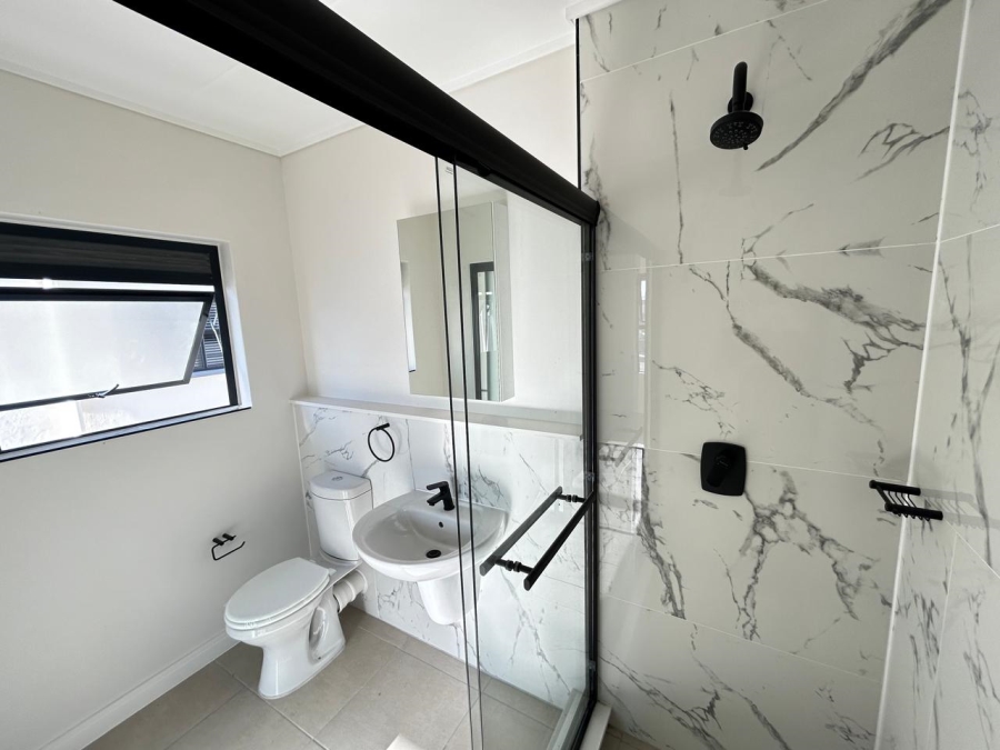 To Let 1 Bedroom Property for Rent in Croydon Western Cape